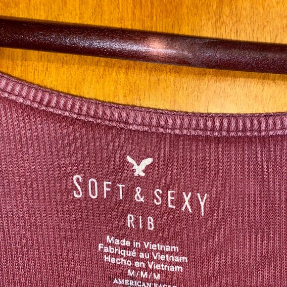 AE Flowy Tank Top - Picture 4 of 4